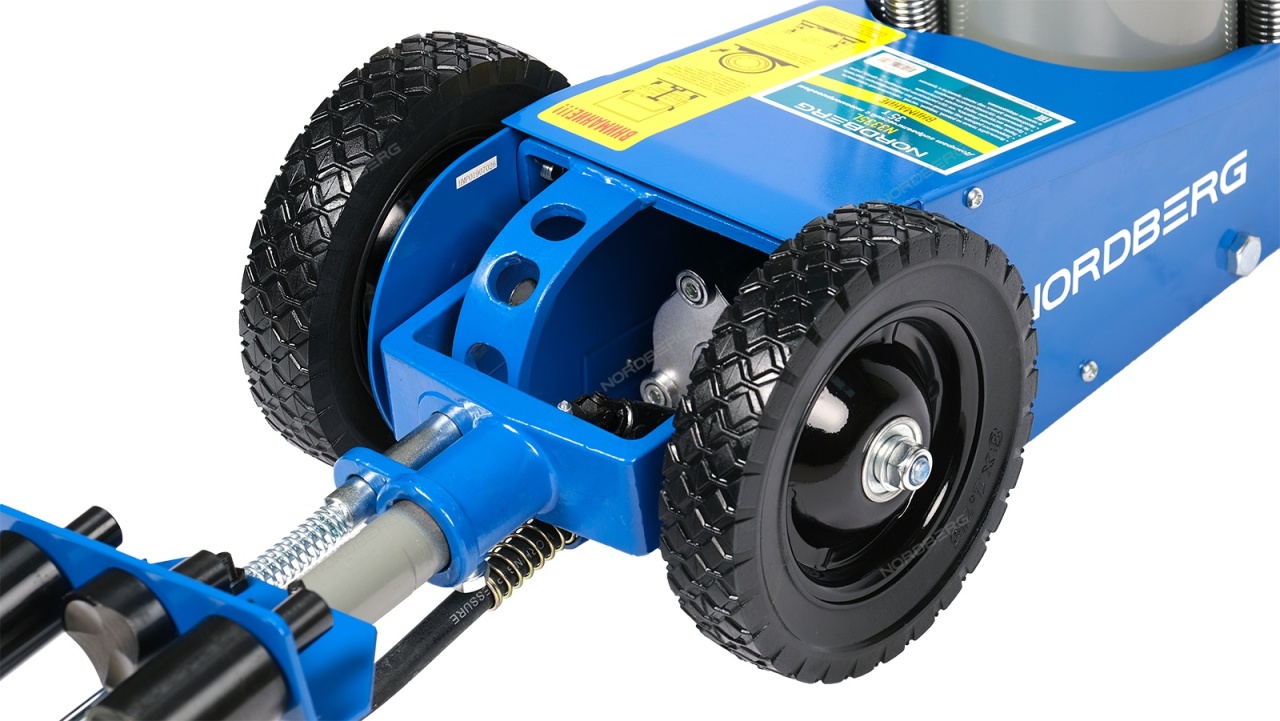 Домкрат подкатной 35 т, пневмогидравлический NORDBERG N3335L купить по цене 40 999 ₽ в интернет магазине ТЕХСАД