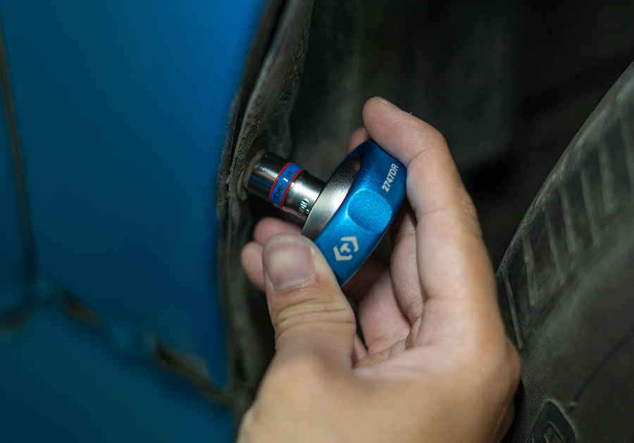 Трещотка компактная 1/4'', 72 зубца, дисковый механизм KING TONY 2747DR купить по цене 2 070 ₽ в интернет магазине ТЕХСАД