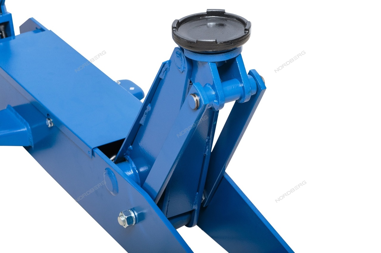 Домкрат подкатной 5 т NORDBERG N3205N купить по цене 51 545 ₽ в интернет магазине ТЕХСАД