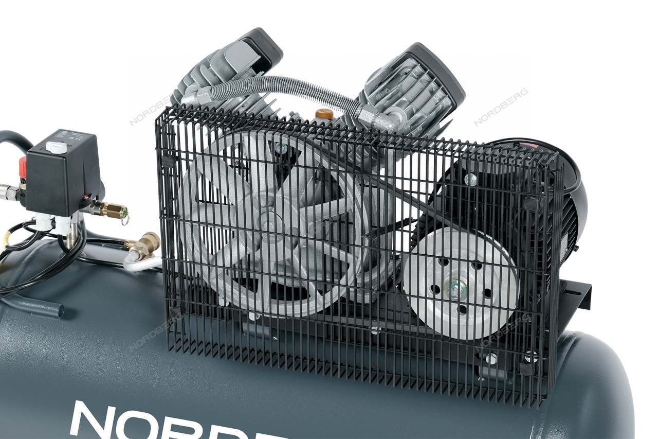Компрессор поршневой, ременной NORDBERG NCP100/500 купить по цене 78 098 ₽ в интернет магазине ТЕХСАД