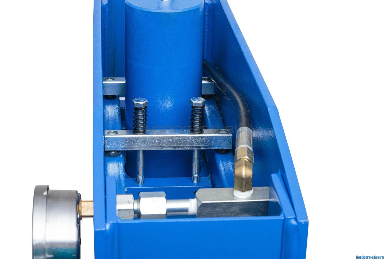 Пресс напольный 30 т, гидравлический NORDBERG N3630F купить по цене 98 644 ₽ в интернет магазине ТЕХСАД