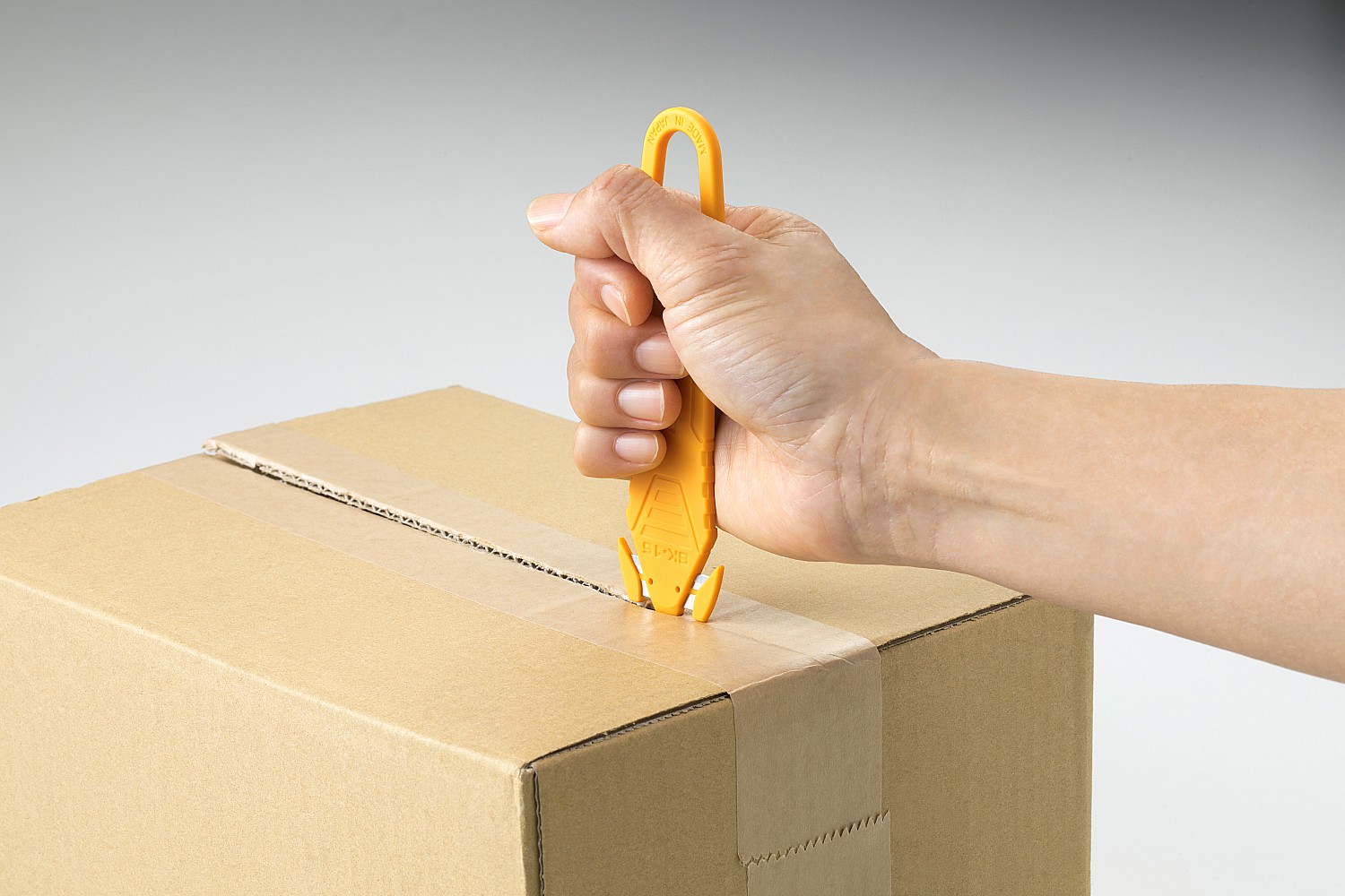 OLFA безопасный нож для вскрытия коробок OL-SK-15/DSB купить по цене 420 ₽ в интернет магазине ТЕХСАД