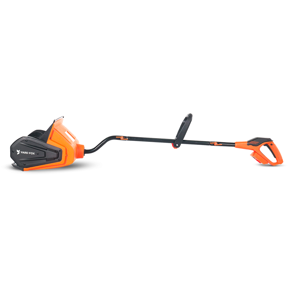 Аккумуляторный снегоуборщик YARD FOX BASIC 33E купить по цене 14 990 ₽ в интернет магазине ТЕХСАД