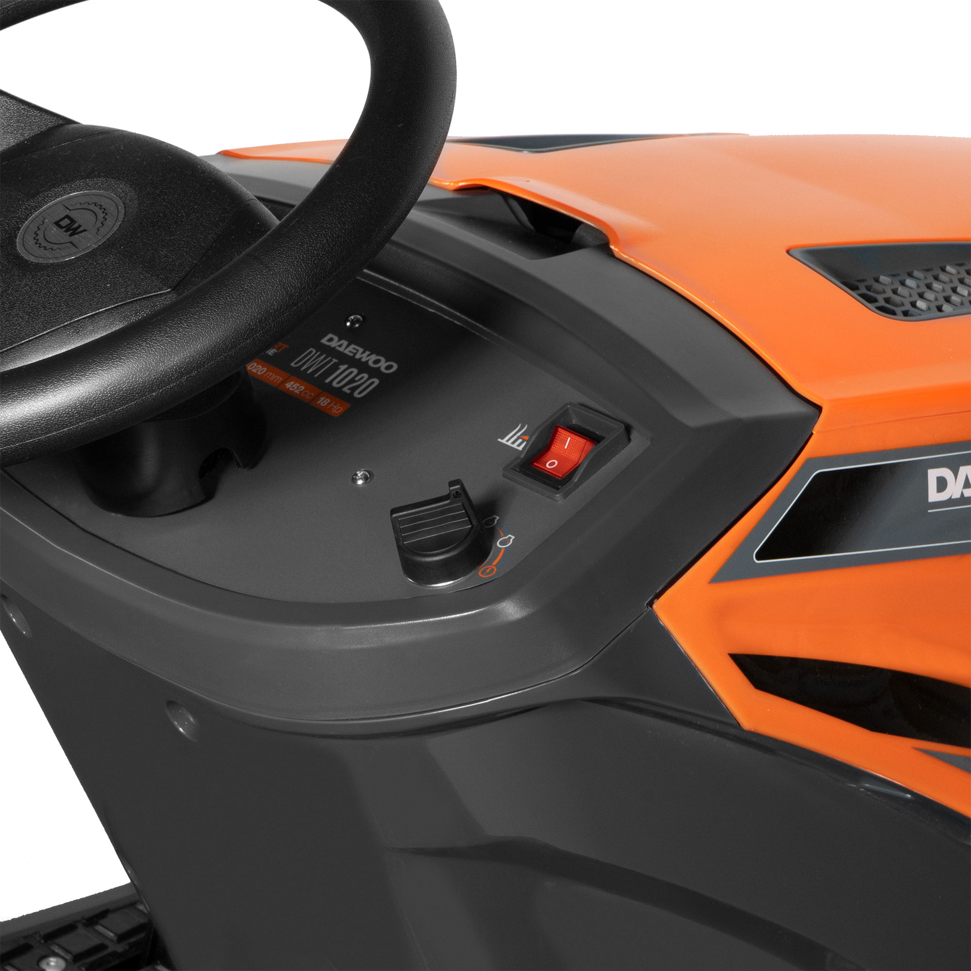 Райдер бензиновый DAEWOO DWT 1020 Райдер бензиновый DAEWOO DWT 1020 купить по цене 379 990 ₽ в интернет магазине ТЕХСАД
