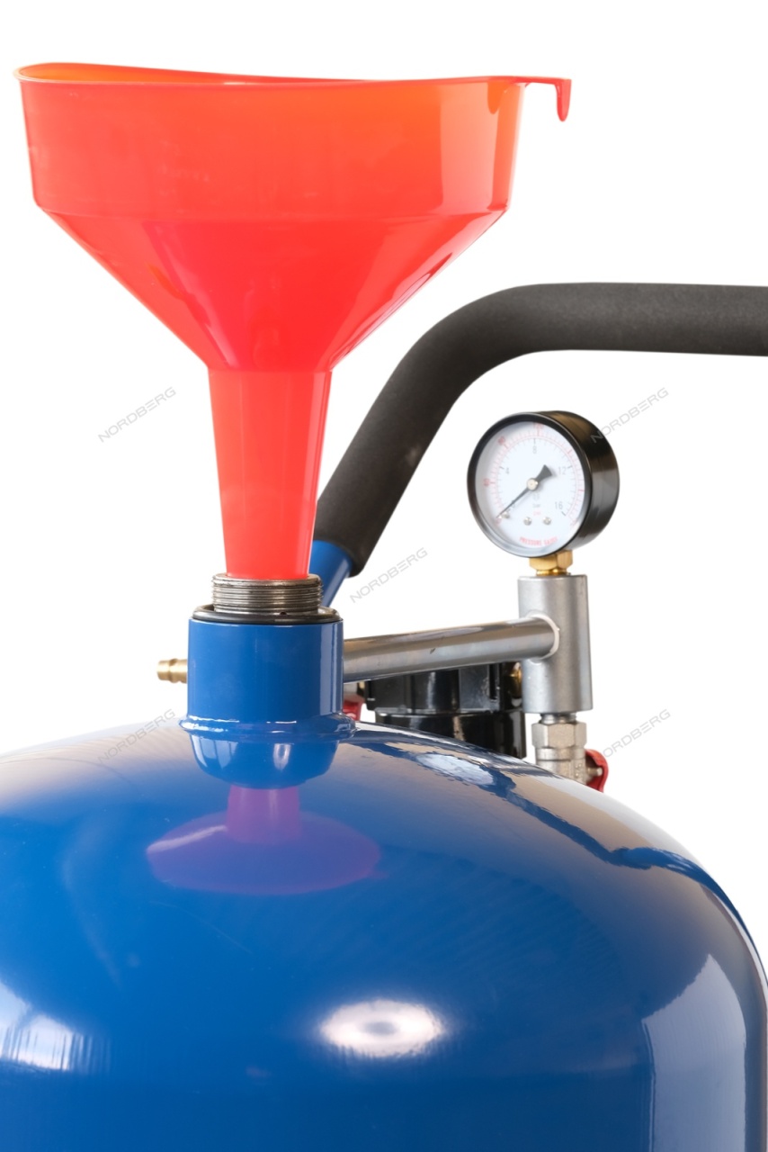 Установка пескоструйная 37 л NORDBERG NSP10 купить по цене 14&nbsp;005 ₽ в интернет магазине ТЕХСАД