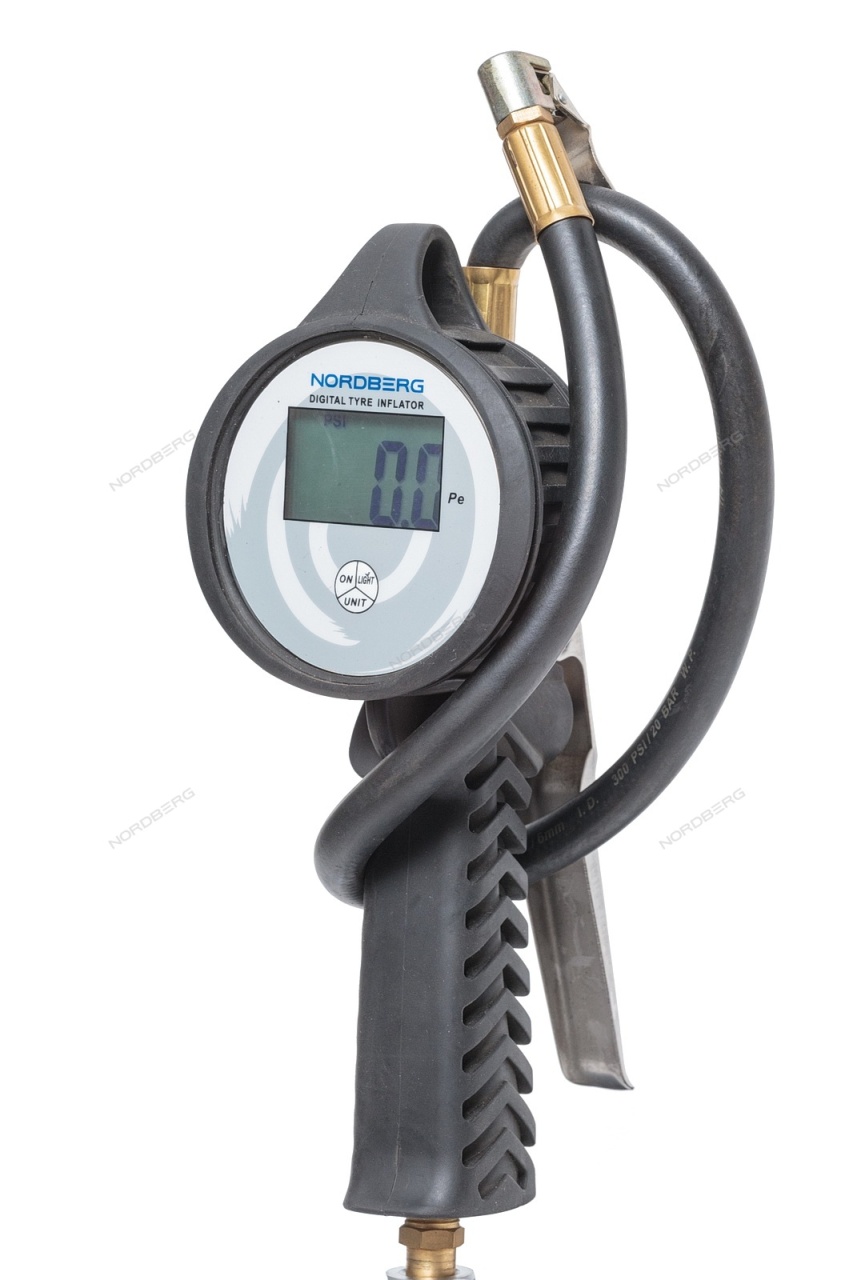 Пистолет для подкачки шин с цифровым манометром NORDBERG Ti8D купить по цене 5 013 ₽ в интернет магазине ТЕХСАД
