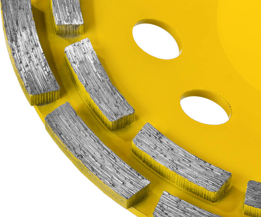 STAYER  180 мм, L- 22.2 мм, алмазная, сегментная, двухрядная, чашка 33381-180 купить по цене 2 320 ₽ в интернет магазине ТЕХСАД