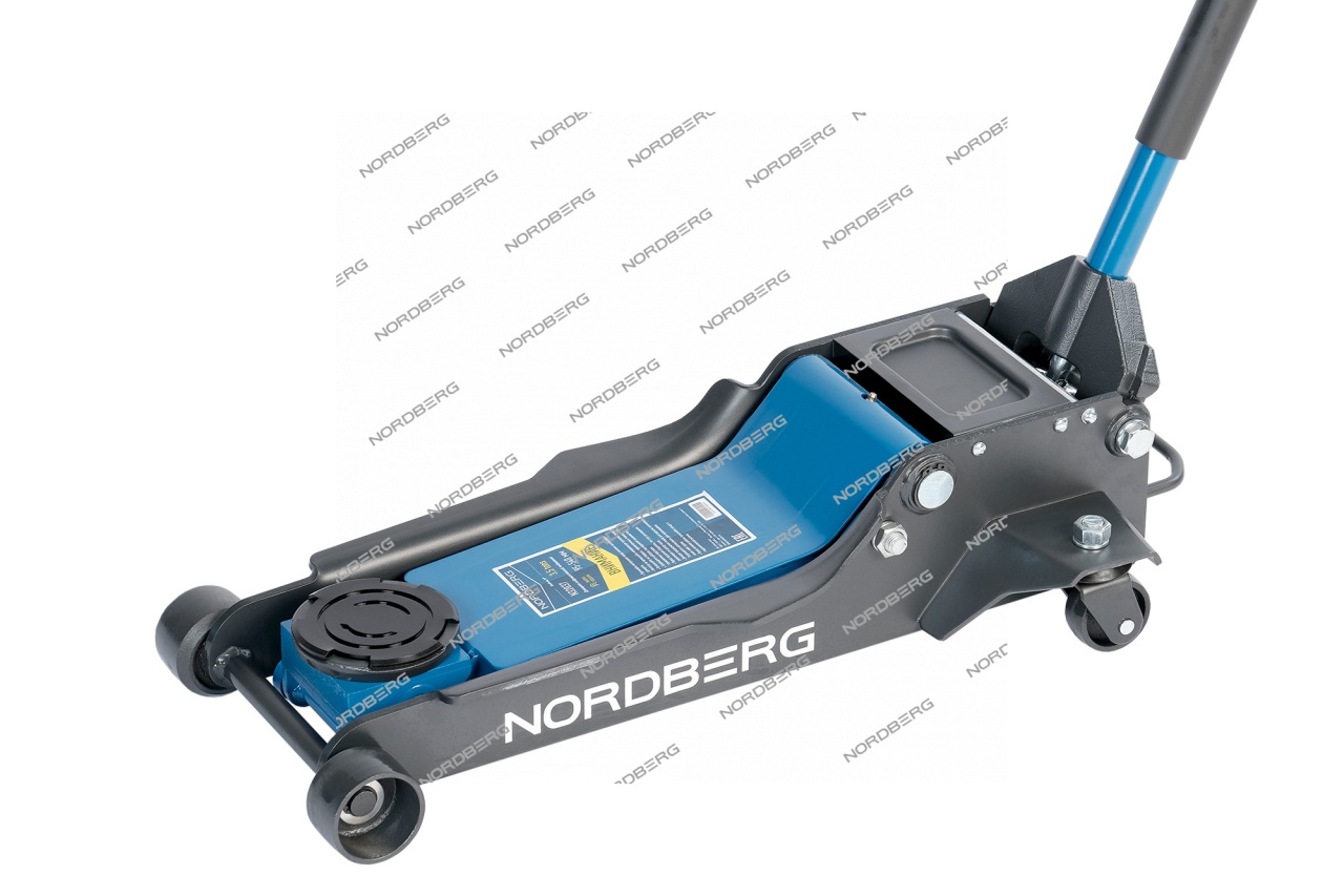 Домкрат подкатной 3,5 т, низкопрофильный NORDBERG N32037 купить по цене 19&nbsp;266 ₽ в интернет магазине ТЕХСАД