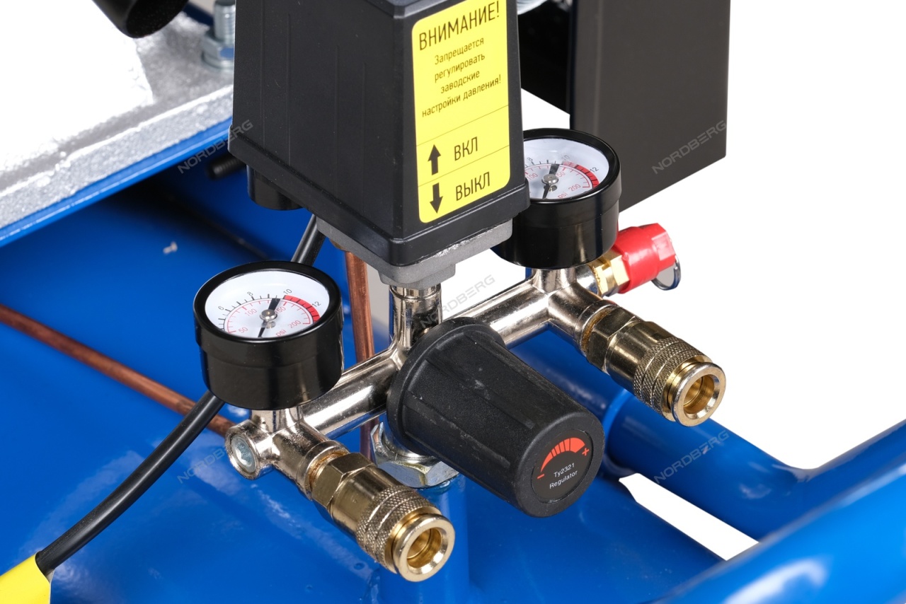 Компрессор поршневой, ременной NORDBERG NCE200/810 купить по цене 110 794 ₽ в интернет магазине ТЕХСАД