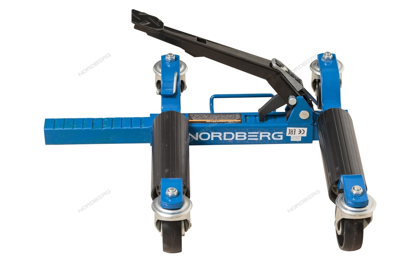Домкрат подкатной для перемещения авто NORDBERG N3S1 купить по цене 7 839 ₽ в интернет магазине ТЕХСАД