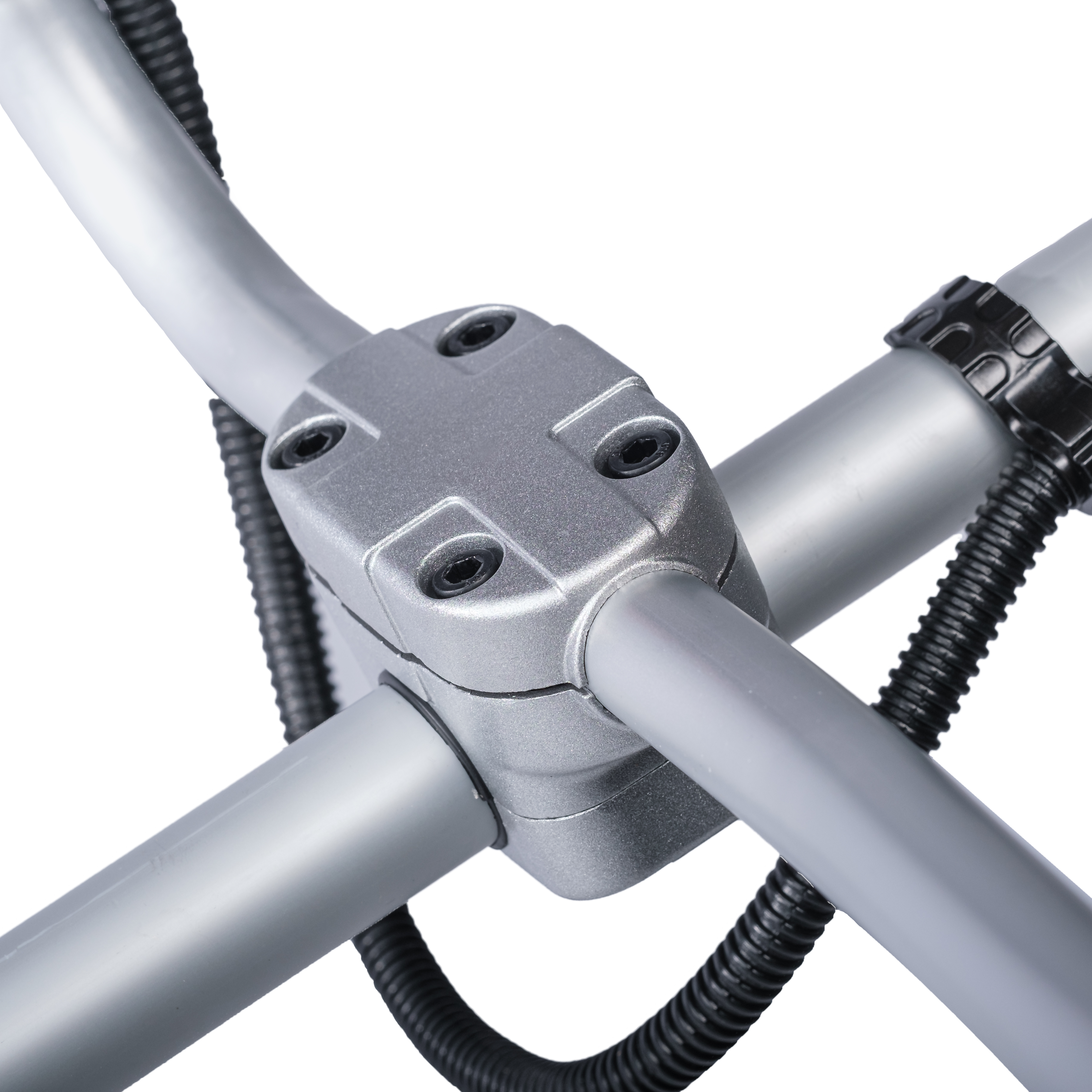 Бензокоса Hyundai Z 361 купить по цене 18&nbsp;390 ₽ в интернет магазине ТЕХСАД