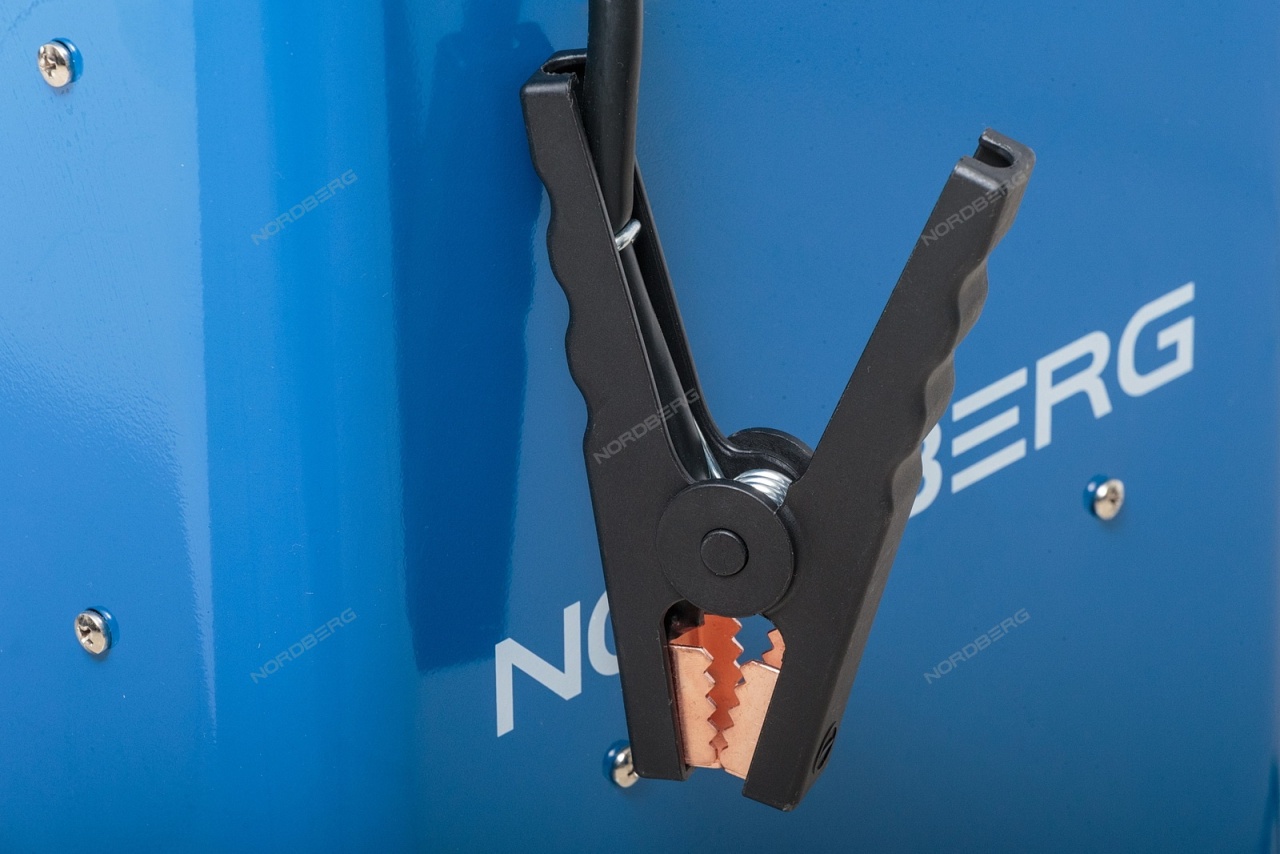 Устройство пуско-зарядное, 1000 А NORDBERG WSB1000 купить по цене 46&nbsp;404 ₽ в интернет магазине ТЕХСАД