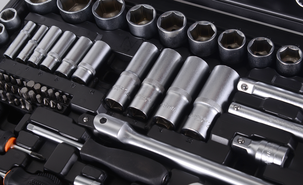 Набор инструментов, 1/2'', 1/4'', CrV, в кейсе 151 предмет Вихрь купить по цене 14&nbsp;090 ₽ в интернет магазине ТЕХСАД