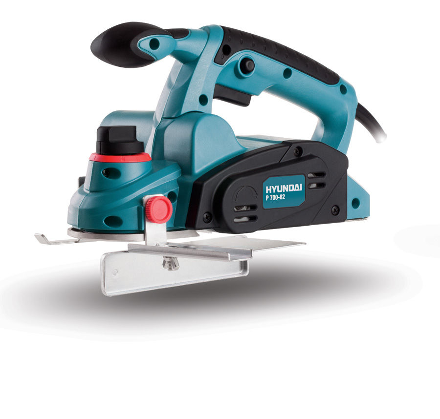 Электрорубанок Hyundai P 700-82 купить по цене 5 390 ₽ в интернет магазине ТЕХСАД