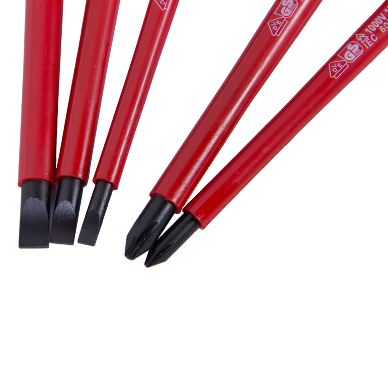 Набор отверток, диэлектрические, 5 предметов KING TONY 30615MR купить по цене 2 090 ₽ в интернет магазине ТЕХСАД