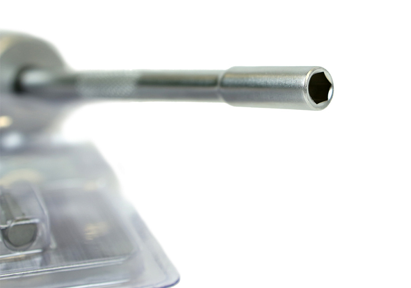 Отвертка реверсивная 12 бит Sturm! 1040-19-6 купить по цене 890 ₽ в интернет магазине ТЕХСАД