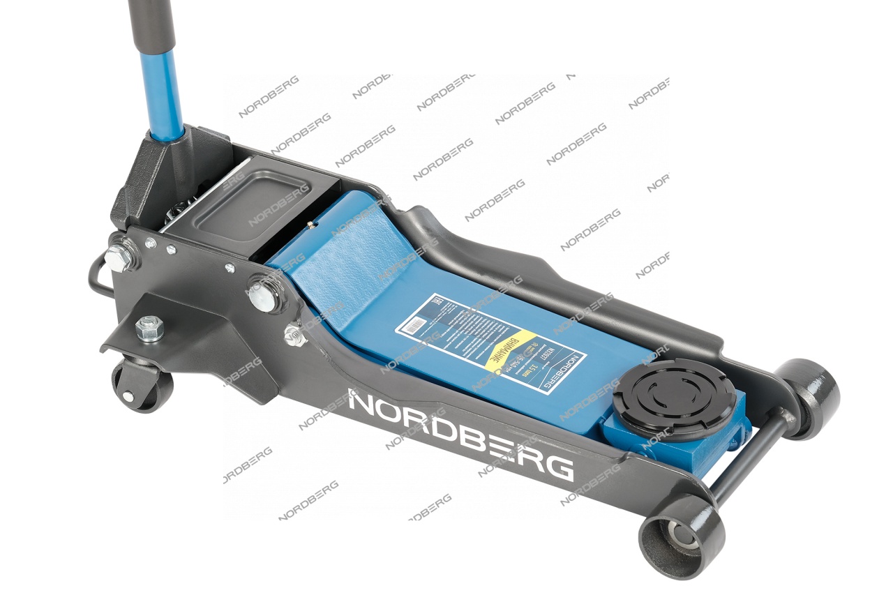 Домкрат подкатной 3,5 т, низкопрофильный NORDBERG N32037 купить по цене 19&nbsp;266 ₽ в интернет магазине ТЕХСАД