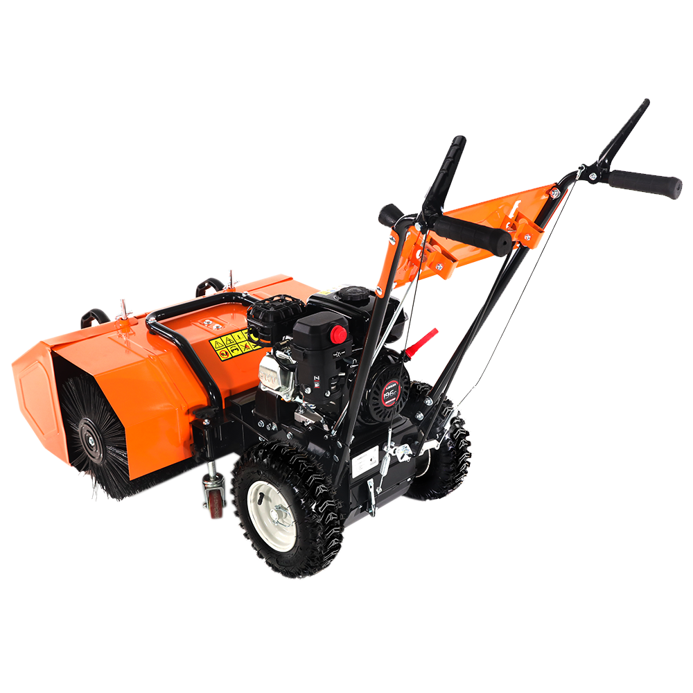 Бензиновая самоходная подметальная машина YARD FOX 800SL купить по цене 77&nbsp;990 ₽ в интернет магазине ТЕХСАД