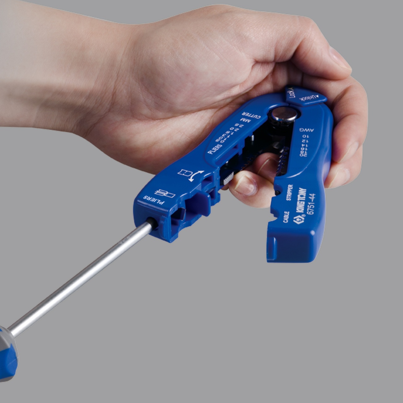 Стриппер многофункциональный для зачистки и резки провода KING TONY 6751-44 купить по цене 1 280 ₽ в интернет магазине ТЕХСАД