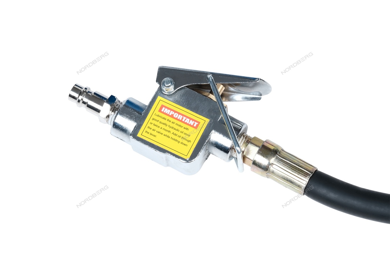Домкрат бутылочный пневмогидравлический 20 т NORDBERG N3320L купить по цене 11&nbsp;576 ₽ в интернет магазине ТЕХСАД