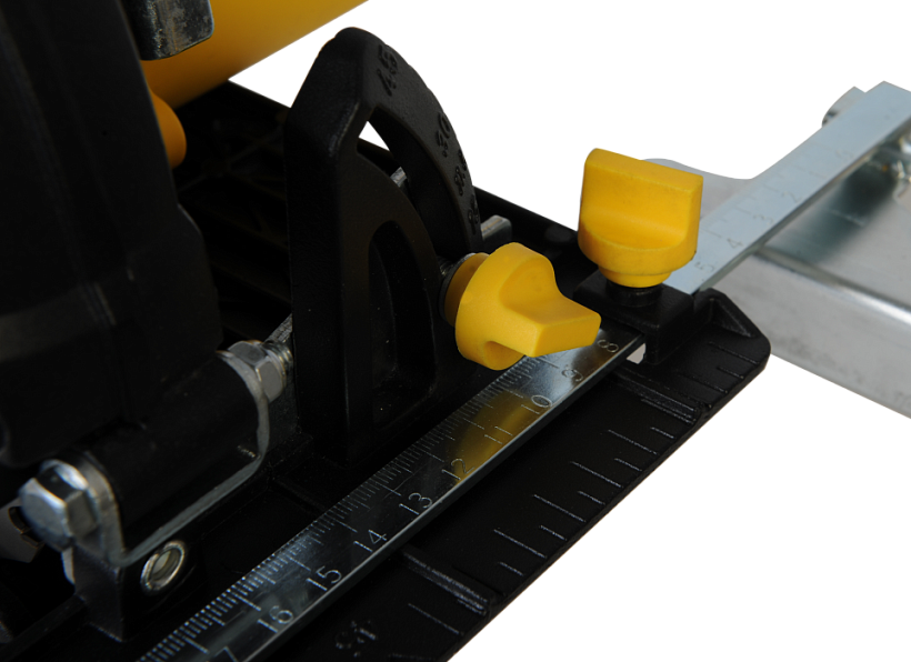 Циркулярная пила Hanskonner HCS51185 купить по цене 9 990 ₽ в интернет магазине ТЕХСАД