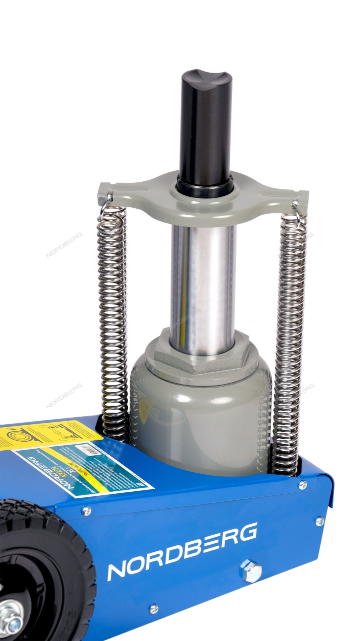 Домкрат подкатной 35 т, пневмогидравлический NORDBERG N3335L купить по цене 40 999 ₽ в интернет магазине ТЕХСАД