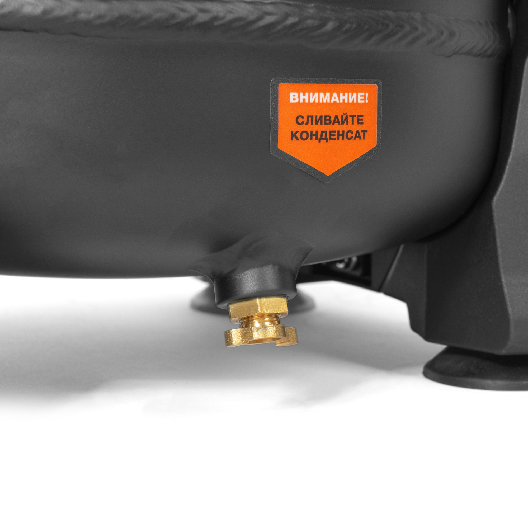 Компрессор аккумуляторный 21В / 220В DAEWOO DAC 90S Li купить по цене 32&nbsp;990 ₽ в интернет магазине ТЕХСАД