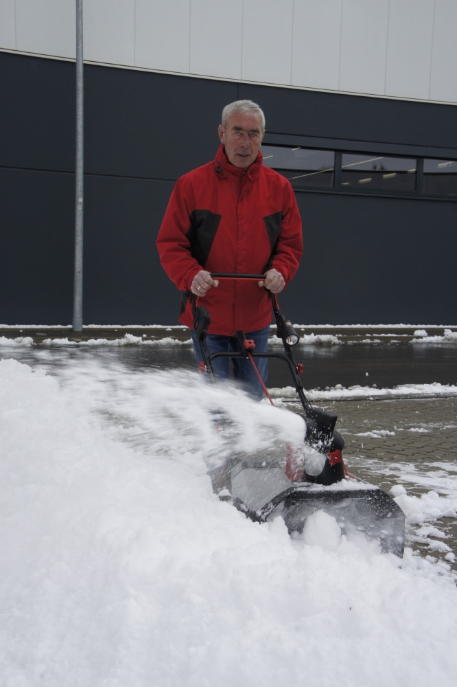 Снегоуборщик аккумуляторный AL-KO Comfort SnowLine ST 4048 Energy Flex, без аккумулятора купить по цене 22&nbsp;492 ₽ в интернет магазине ТЕХСАД
