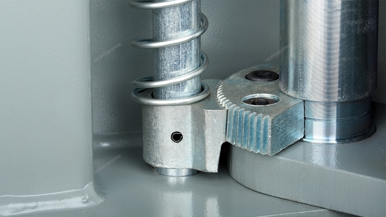 Подъемник электрогидравлический, 4 т, 380 В NORDBERG N4120HE-4B(380) купить по цене 234&nbsp;640 ₽ в интернет магазине ТЕХСАД