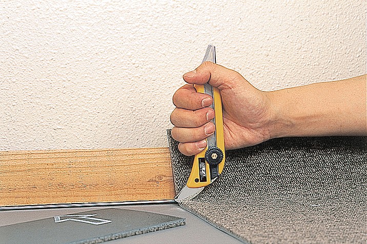 OLFA 18 мм, сегментированное лезвие, трещеточный фиксатор, нож для ковровых покрытий OL-OL купить по цене 1 490 ₽ в интернет магазине ТЕХСАД