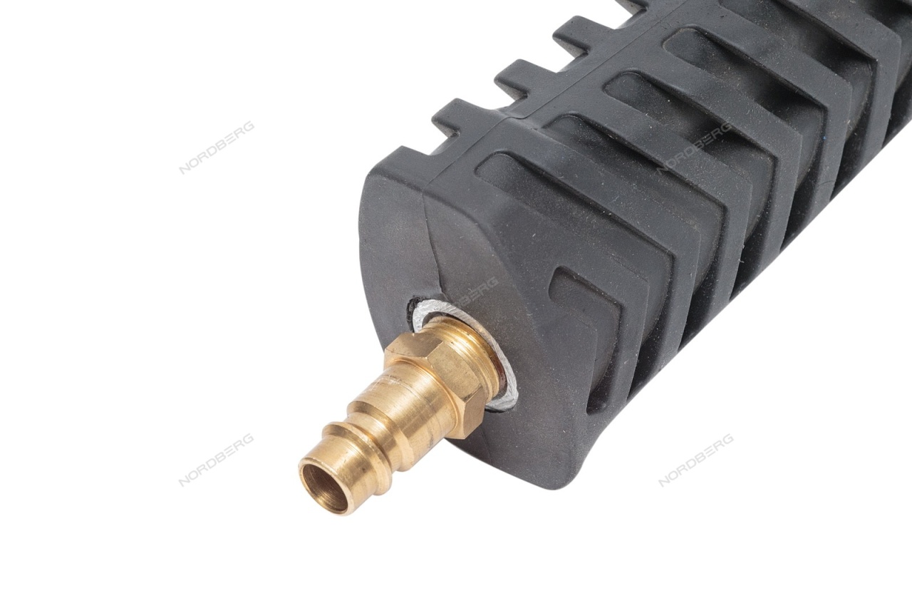 Пистолет для подкачки шин с цифровым манометром NORDBERG Ti8D купить по цене 5 013 ₽ в интернет магазине ТЕХСАД